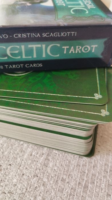 Karty tarota universal Celtic tarot