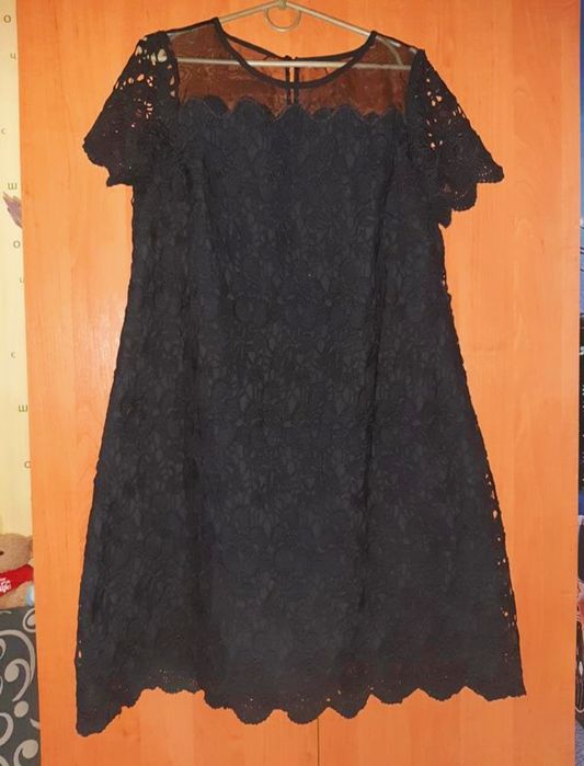 Плаття жіноче пряме