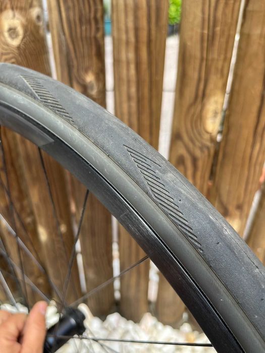 Rodas alumínio syncros RP 2.0 Disc pneus SCHWALBE ONE 28x1.10 700x28C