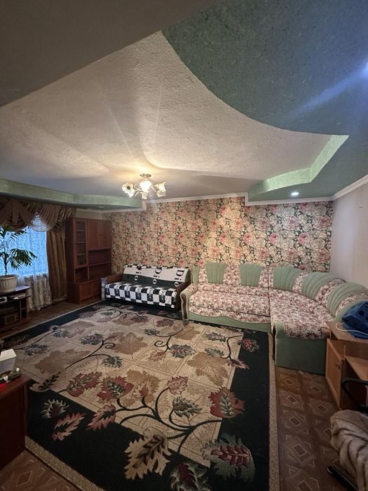 Володарка.Продаж будинку.Роглядамо сертифікати