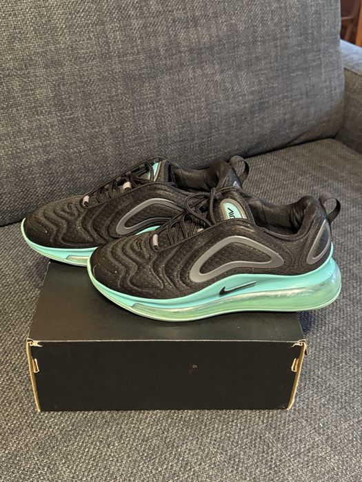 Кросівки Nike 720