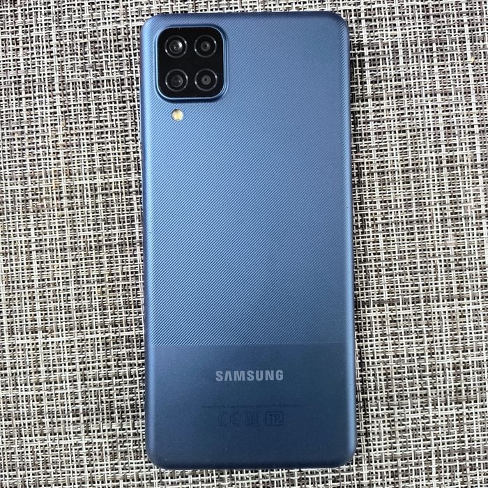 Samsung Galaxy A12 4/64 ГБ Blue