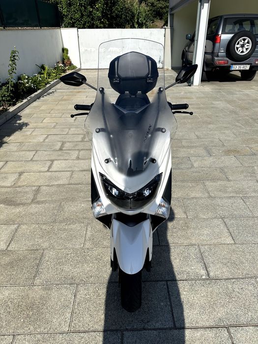 Yamaha NMAX 125 com Pack Urban