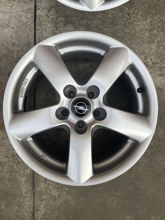 Felgi alufelgi 16” 5x105 et38 Opel Astra-J Mokka Chevrolet Cruze