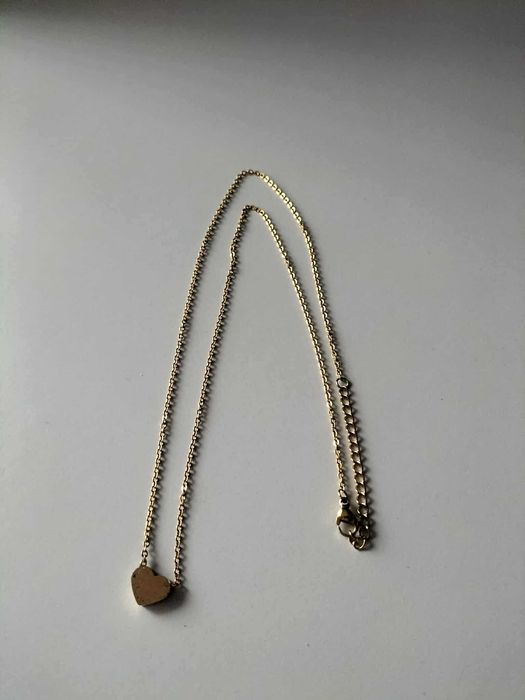 Łańcuszek złoty z sercem