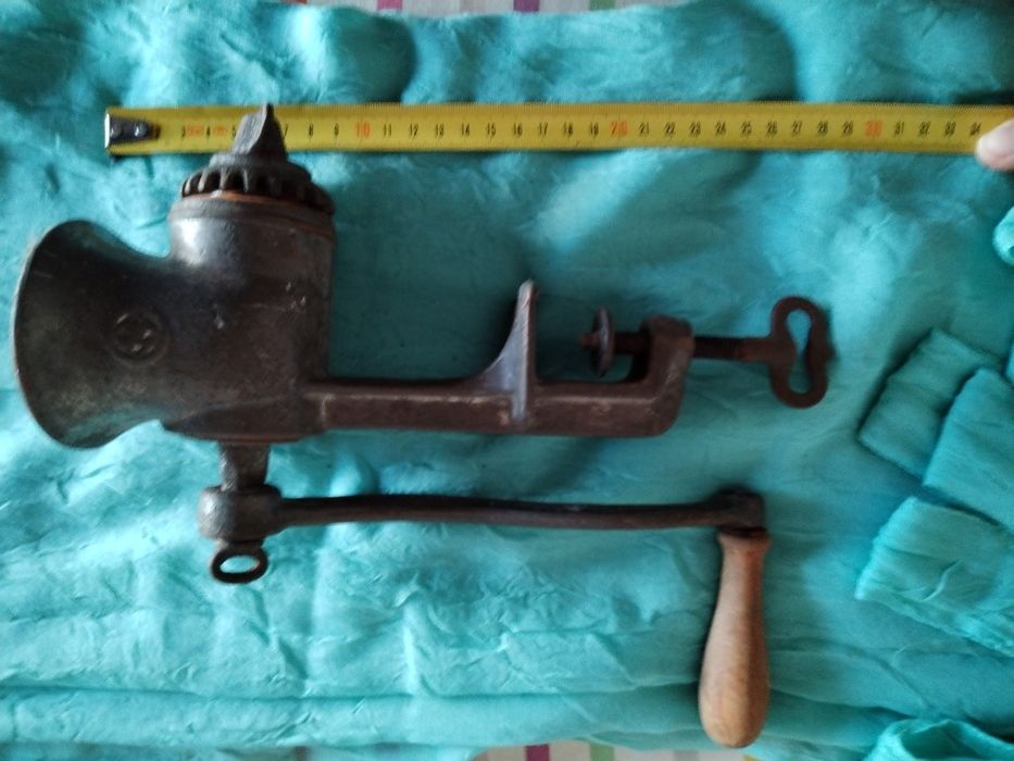 Máquina De Moer Carne Antiga Morávia - Década De 1920