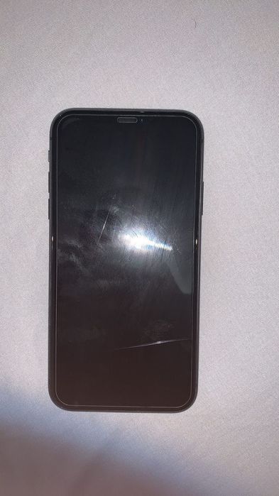 iPhone 11 em bom estado64551667121921120
