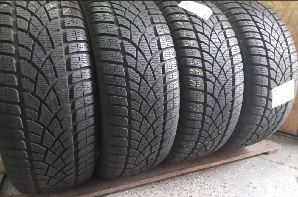 R19 235/45 Dunlop SpWinterSport3D шини зимові