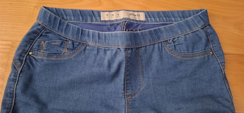 Spodnie damskie niebieskie jeansy denim roz.10