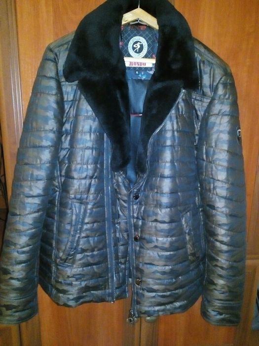 Продам куртку