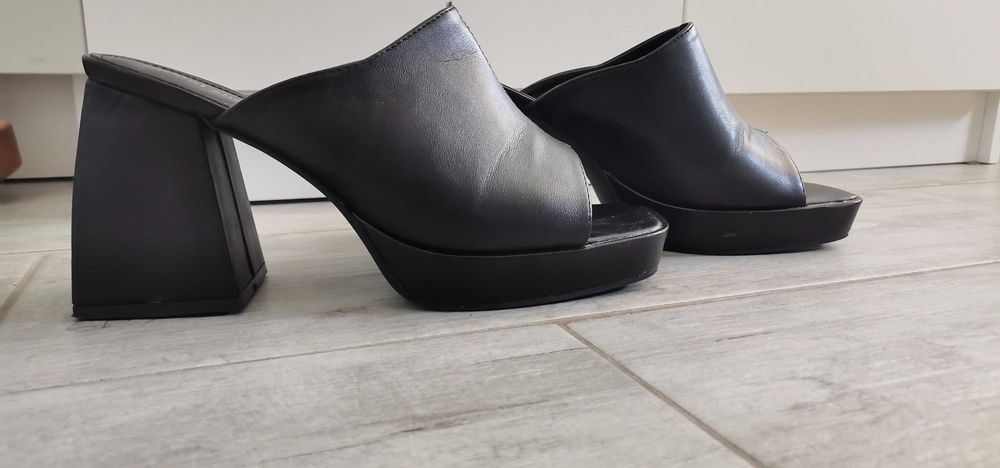NOWA CENA Buty raz ubrane,