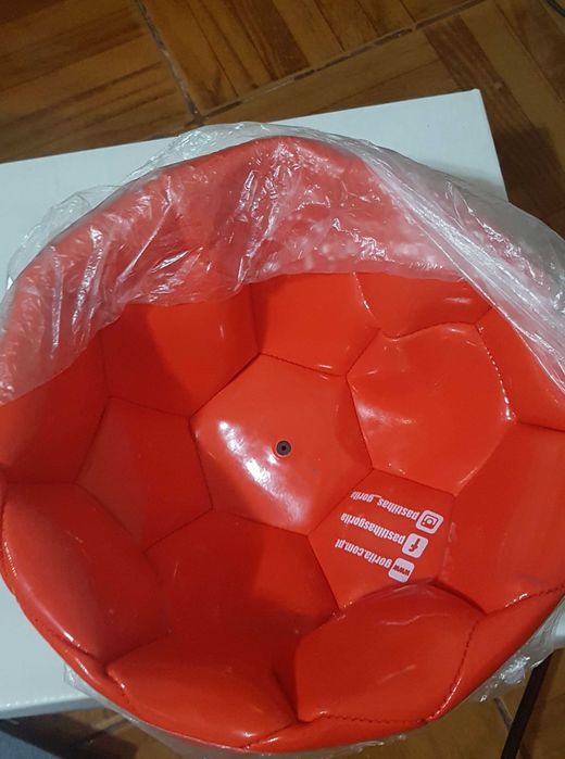 Bola de futebol (chicletes Gorila)