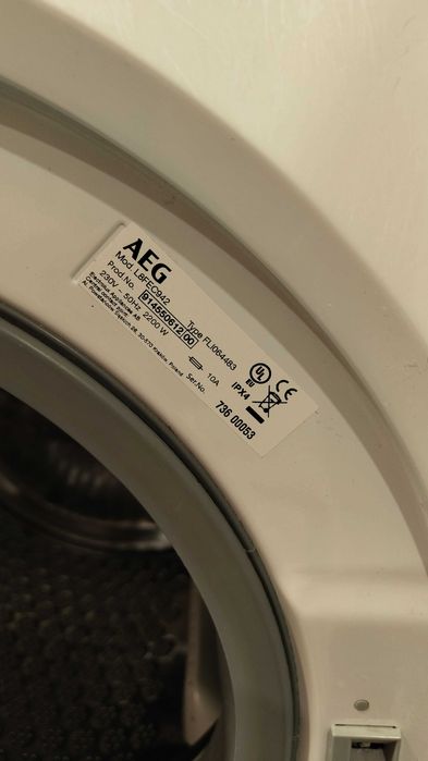 Máquina de lavar roupa AEG 8000 OkoMix 9kG 1400rpm