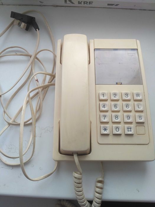 Продам телефон проводной