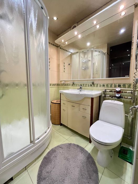 Продам 2х.кім Нові будинки метро Армійська