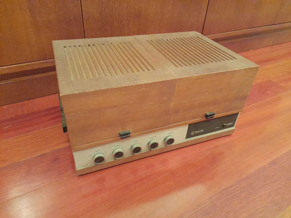 Giradiscos Philips antigo