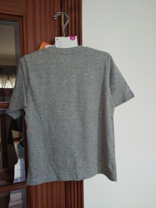 T-shirt do Phineas and Ferb tamanho 6/7 anos nova