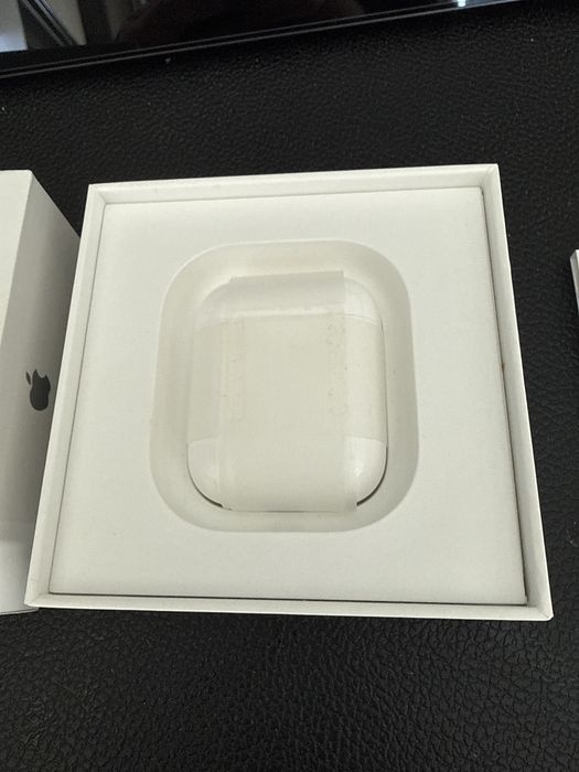 Caixa e Airpod esquerdo 1ra geração