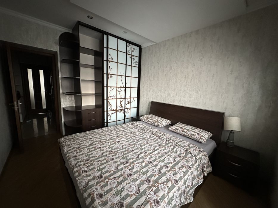 Здається в оренду 3 х кімнатна квартира вул.Руська