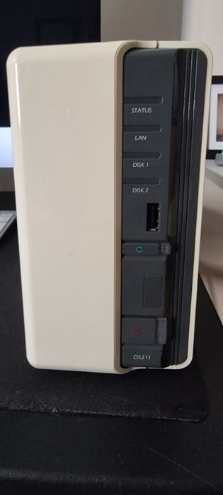 Synology NAS 211 - Network Attached Storage