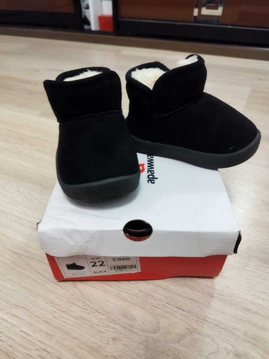 Шикарні уггі для малечі