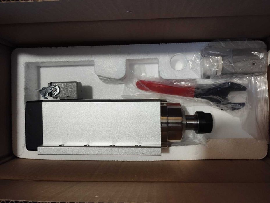 ЧПУ шпіндель 2,2кВт / Гібридні крокові двигуни Nema17 Nema24 Nema32