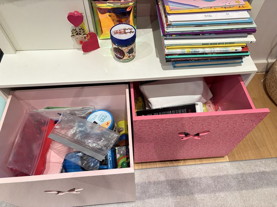 Estante infantil casinha