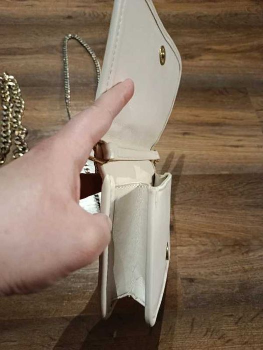 Beżowa mała torebka Bershka