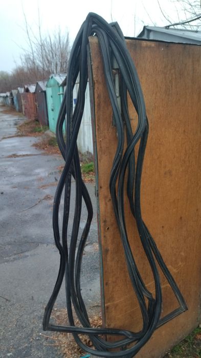 Продам уплотнители стекла ВАЗ