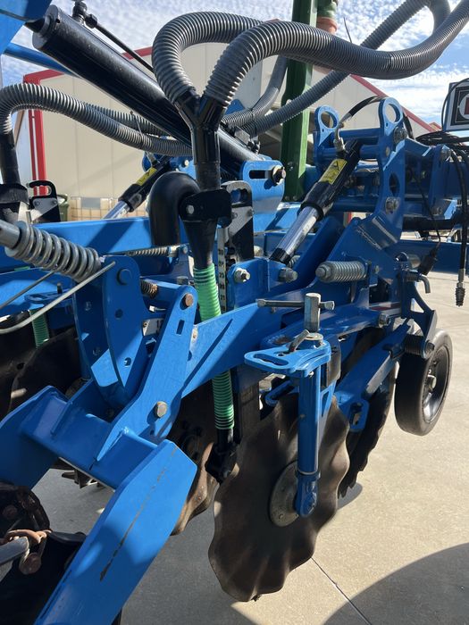 Striptill, strip till, agregat do uprawy pasowej