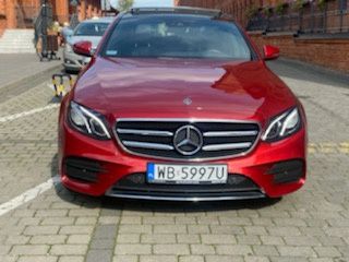 Wynajem busa, z kierowca lub bez