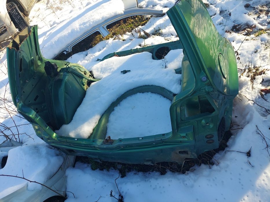 Golf 4 Хетчбек задня чвертка