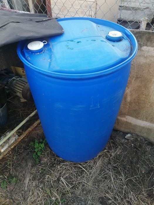 Beczka 200l plus filtr i pompa