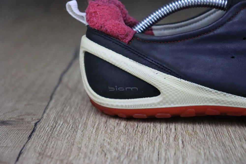 Ecco biom skórzane damskie półbuty 39 ( 26 cm)