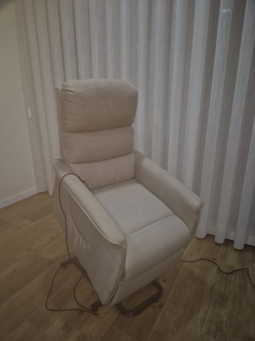 Poltrona cadeirão relax geriatrico eléctrico