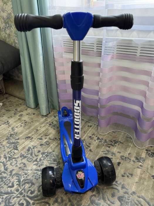 Самокат для дітей від 3 років Alpha Kids Generation