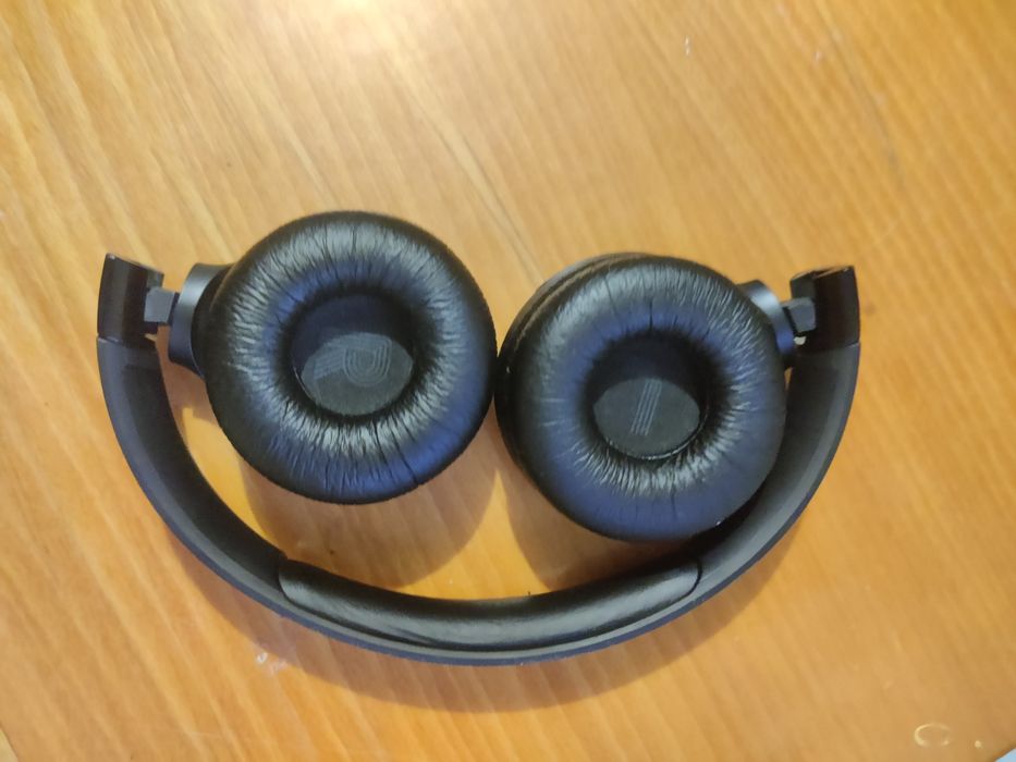 Наушники JBL в гарному стані