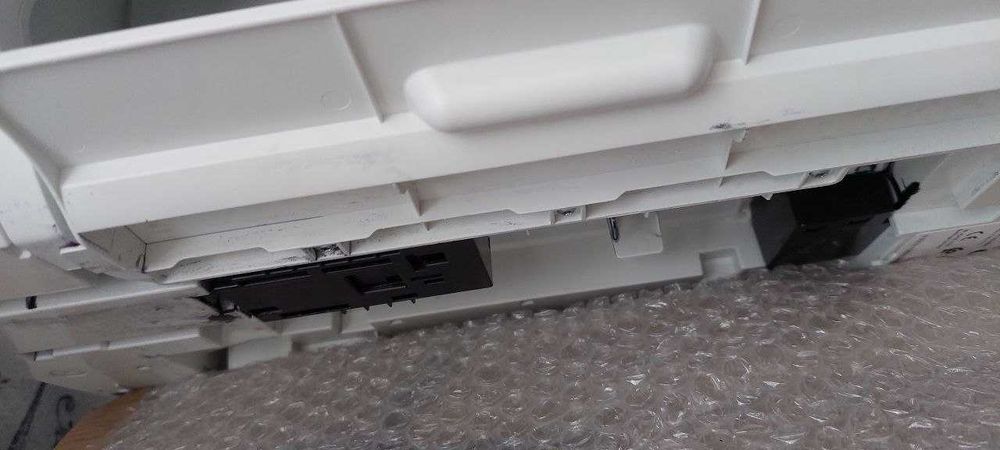 Продам принтер HP DeskJet2720 з СБПЧ, фарбами, катриджами