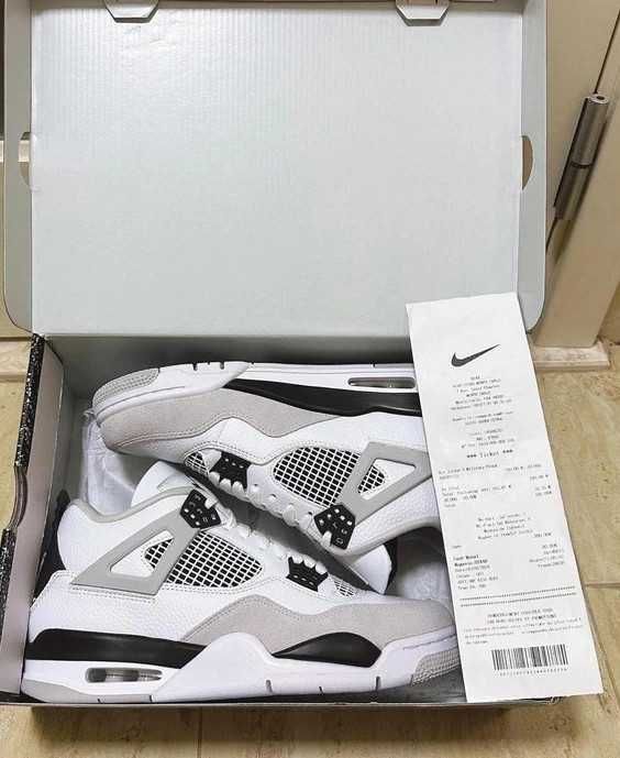 Jordan 4 Retro Military Black R.43