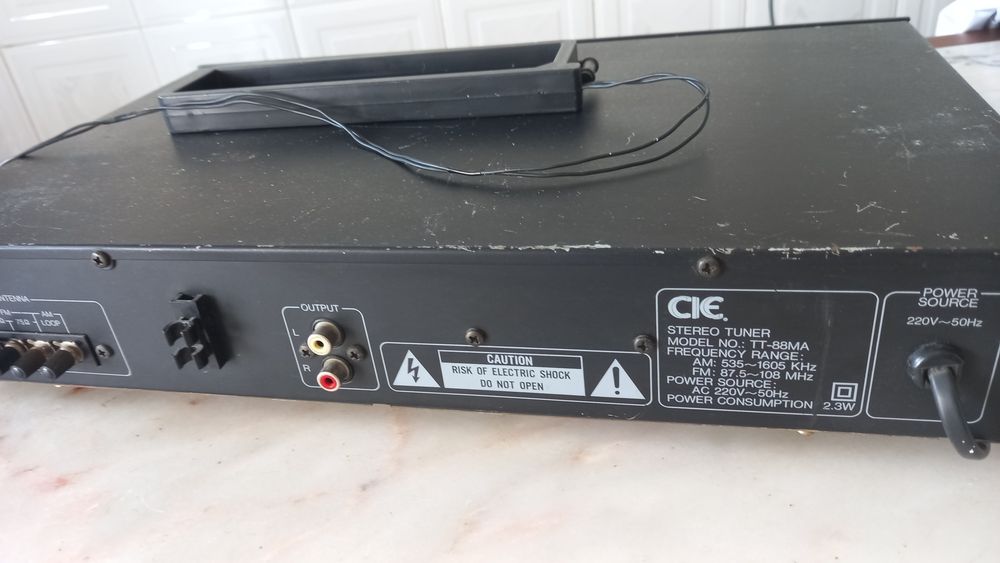 Vendo Rádio  CIE muito barato.