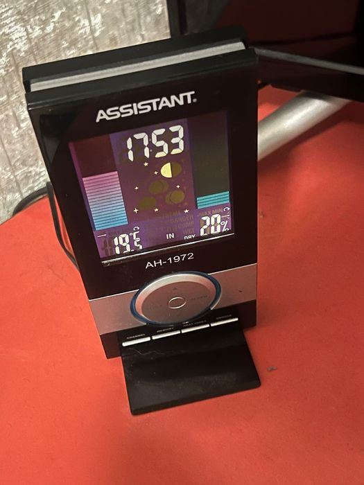 Продам метеостанцію Assistant