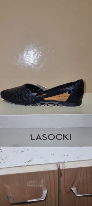 Buty damskie Lasocki nowe, nieuzywane, czarne, z metka