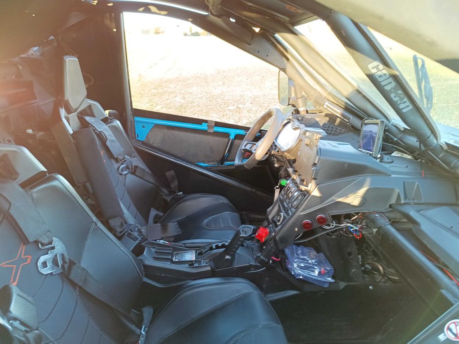 CAN AM MAVERICK X3 TURBO brp UTV SSV Buggy  Polaris RZR yxz zforce 4x4