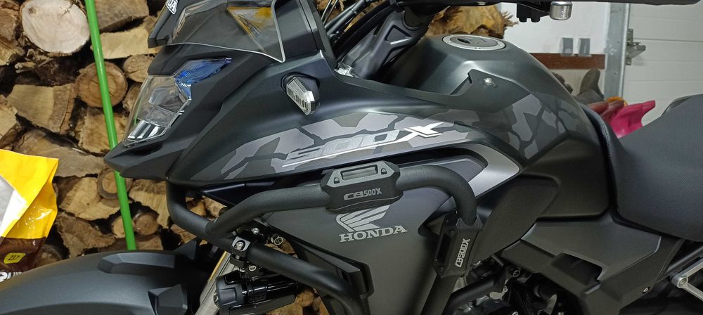 honda Cb 500x como nova só 9500 klm carregada extras