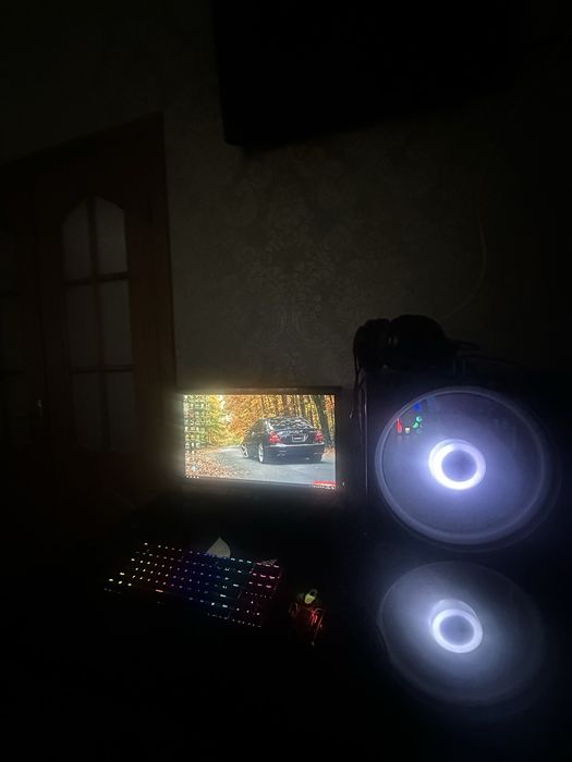 Продам ПК (GTX 1060) i5-4590 (монитор,клава в комплект)