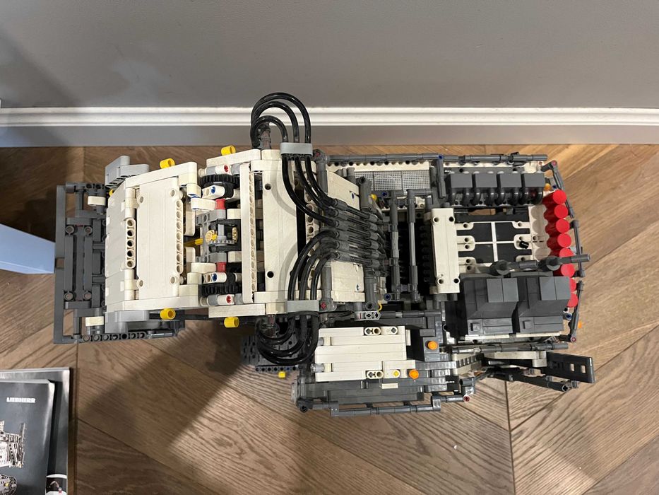 LEGO Technic 42100 Liebherr R 9800