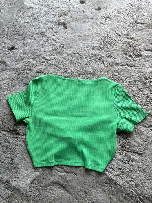 Crop top z marszczeniem#S