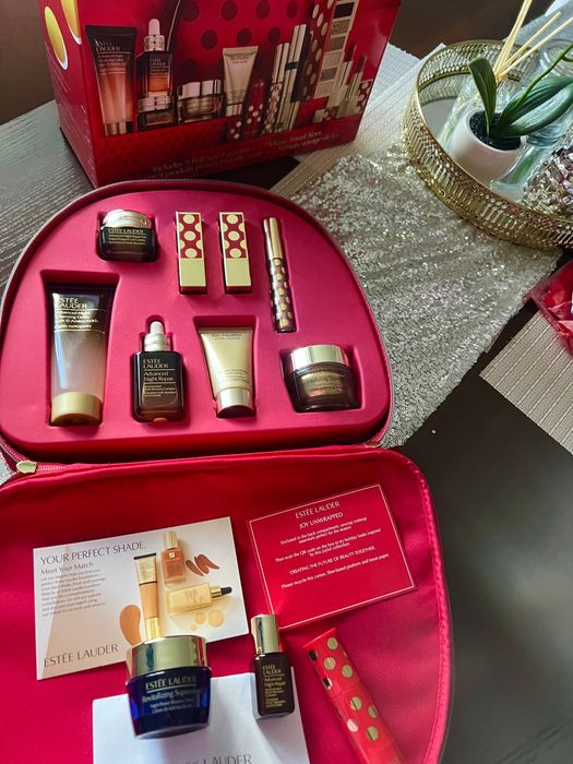 Estee Lauder kosmetyczka z kosmetykami