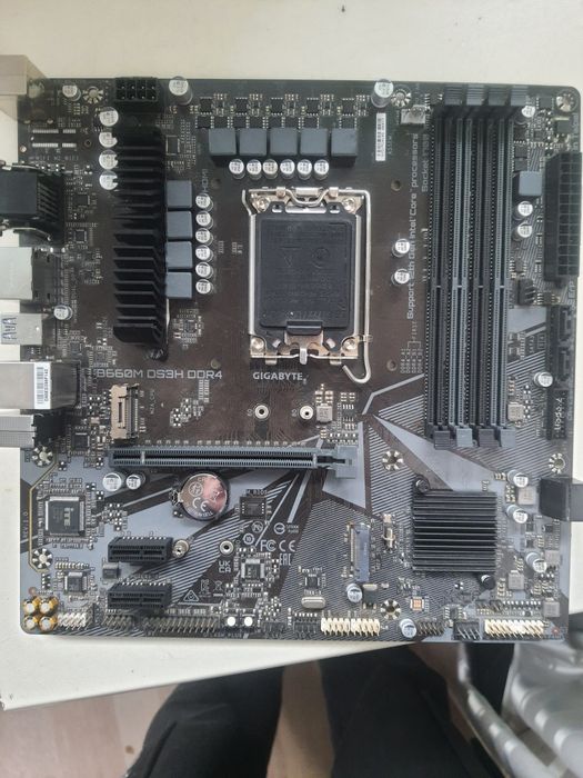 Gigabyte B660m ds3h ddr4