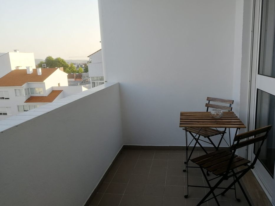 Arrenda-se T3 mobilado no centro de Barcelos | 140 m² | Com elevador.